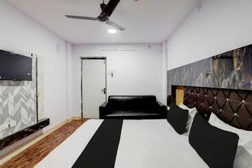 هتل Oyo Payal Guest House