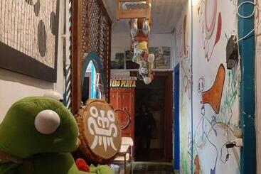 تختخواب و صبحانه Art Hostel Casa Chaman