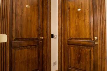 تختخواب و صبحانه Locanda Del Centrale