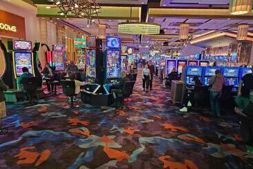 Elegant Stay At Palms Strip Las Vegas