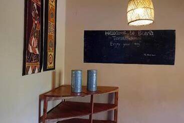 هاستل Blend Lodge And Kitchen   Pakachere