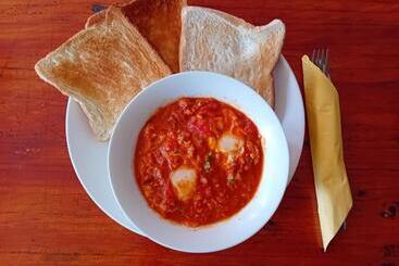 هاستل Blend Lodge And Kitchen   Pakachere