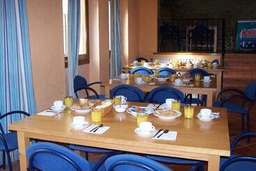 Albergue De Juventud Hostel
