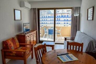 Apartamentos Riviera 3000