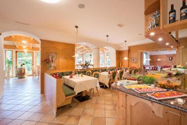 Apparthotel Germania