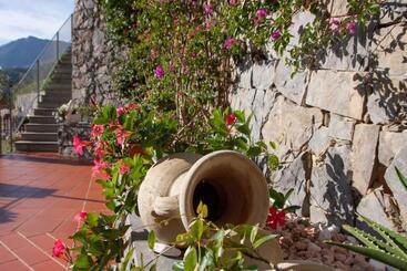 B&b Vignola