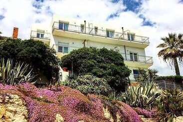 تختخواب و صبحانه Villa Grachira