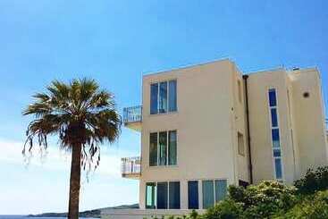 تختخواب و صبحانه Villa Grachira