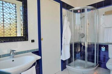 تختخواب و صبحانه Villa Grachira