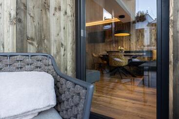 تختخواب و صبحانه Enjoy Dolomites   Chalet