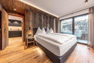 تختخواب و صبحانه Enjoy Dolomites   Chalet