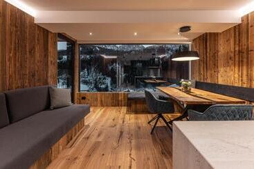 تختخواب و صبحانه Enjoy Dolomites   Chalet