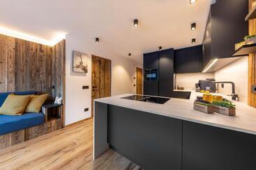 تختخواب و صبحانه Enjoy Dolomites   Chalet
