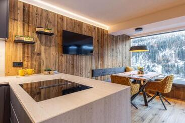 تختخواب و صبحانه Enjoy Dolomites   Chalet