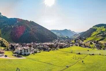 Garni Hotel Bel Vert