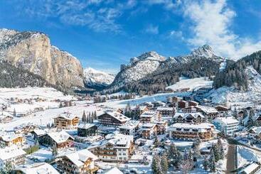 هتل Dorfer Alpine&charming