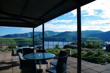 هتل Katse Lodge