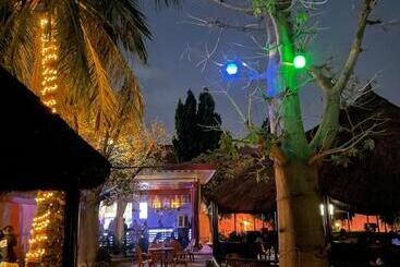هتل Le Baobab