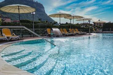 هتل Villa Mulino S