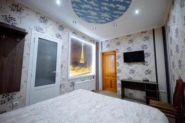 هتل Villa Turistica Oasis