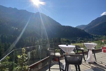 Latemar   Hotel Suites Spa