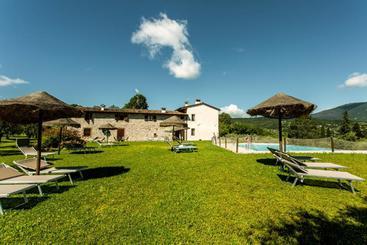 اقامتگاه Cascina La Palazzina