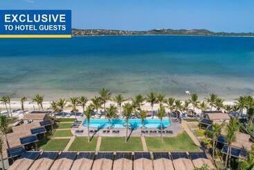 استراحتگاه San Martinho Beach Club