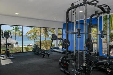 استراحتگاه San Martinho Beach Club