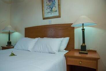 استراحتگاه Sunbird Ku Chawe