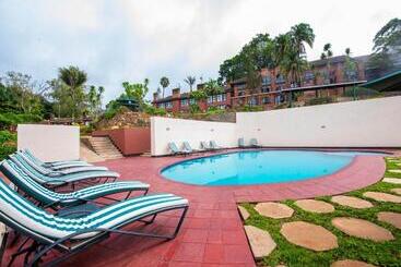 استراحتگاه Sunbird Ku Chawe