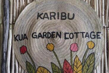 تختخواب و صبحانه Kua Garden Cottage