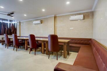 Super Collection O Hotel Walk Inn