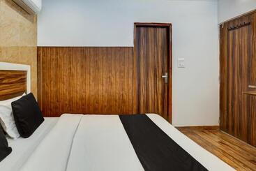 Super Collection O Hotel Walk Inn