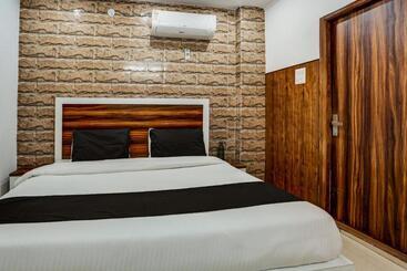 Super Collection O Hotel Walk Inn