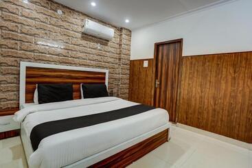 Super Collection O Hotel Walk Inn