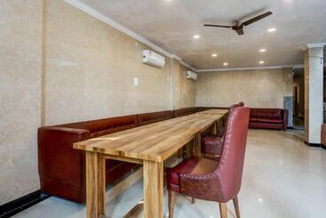 Super Collection O Hotel Walk Inn