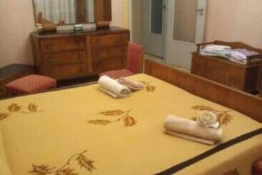 پانسیون Room In Lodge   Stanza In Affitto Giarre
