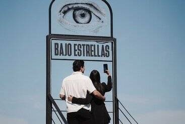 Bajo Estrellas Hotel Contemporáneo