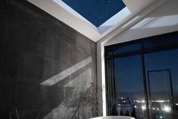 Bajo Estrellas Hotel Contemporáneo