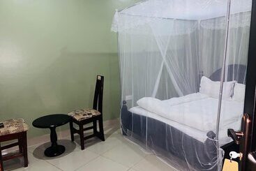 Suzie Hotel Kampala Uganda