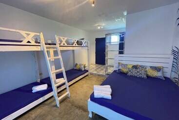 استراحتگاه Chalaroste Place By Sms Hospitality