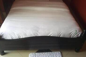Suzie Hotel Kampala Uganda