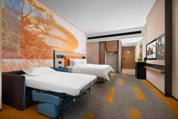 Отель Hampton By Hilton Foshan Beijiao