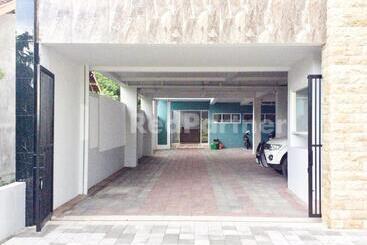 酒店 Terra Guesthouse Jec Mitra Reddoorz