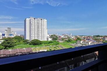 Mykey The Quartz A 06 08 Melaka City
