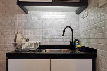 Mykey The Quartz A 06 08 Melaka City