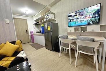 Staycation At Smdc Trees Residences Near Sm Fairview Quezon City By Amaze365