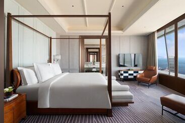 Four Seasons Hotel Dalian
