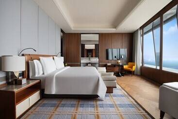 Four Seasons Hotel Dalian