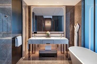 Four Seasons Hotel Dalian